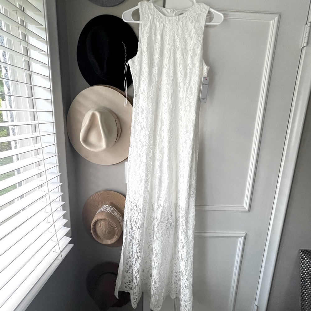 brand new! White lace maxi dress